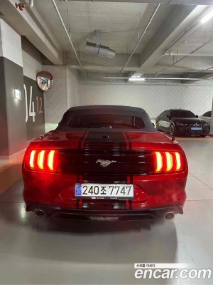 Ford Mustang Cabriolet 2020 года из Южной Кореи
