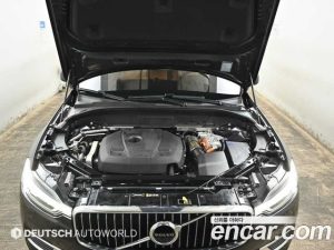 Volvo XC60 T8 Inscription 2021 года из Южной Кореи
