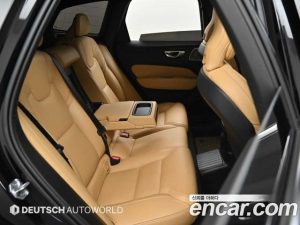 Volvo XC60 T8 Inscription 2021 года из Южной Кореи