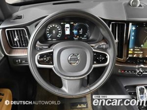 Volvo XC60 T8 Inscription 2021 года из Южной Кореи
