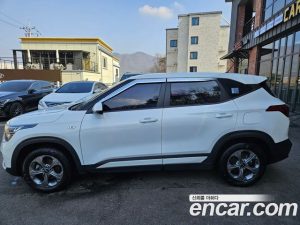 Kia Seltos Дизель 1.6 2WD 2020 года из Южной Кореи