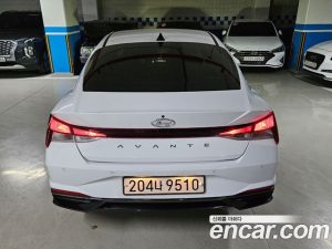 Hyundai AVANTE 1.6 2021 года из Южной Кореи