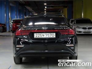 Kia K3 2020 года из Южной Кореи