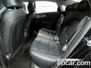 Kia K3 2020 года из Южной Кореи