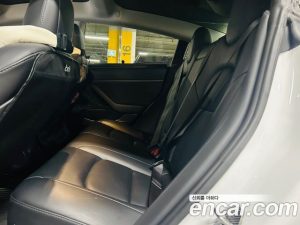 Tesla Model 3 Standard RANGE Plus 2021 года из Южной Кореи