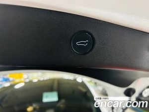 Tesla Model 3 Standard RANGE Plus 2021 года из Южной Кореи
