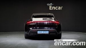 Porsche Taycan Turbo CROSS TURISMO 2022 года из Южной Кореи