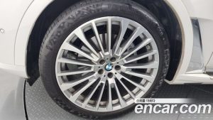 BMW X7 xDrive 40d Design Pure Excellence 7-Seater 2024 года из Южной Кореи