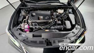 Lexus ES Luxury Plus 2023 года из Южной Кореи