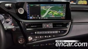 Lexus ES Luxury Plus 2023 года из Южной Кореи