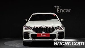BMW X6 M50i 2023 года из Южной Кореи