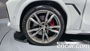 BMW X6 M50i 2023 года из Южной Кореи