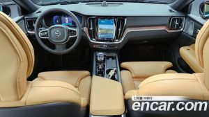 Volvo S60 B5 ULTIMATE Bright 2023 года из Южной Кореи