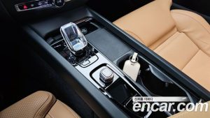 Volvo S60 B5 ULTIMATE Bright 2023 года из Южной Кореи