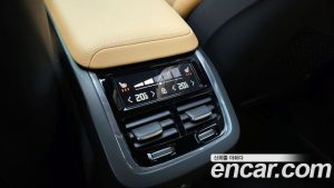 Volvo S60 B5 ULTIMATE Bright 2023 года из Южной Кореи