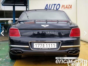 Bentley Flying Spur 4.0 2022 года из Южной Кореи