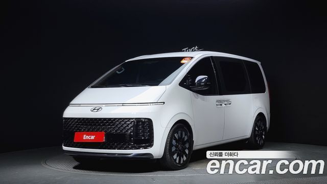 Hyundai Staria L3.5 Lounge 9-Seater 2025 года из Кореи