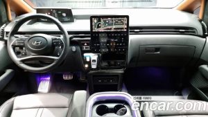 Hyundai Staria L3.5 Lounge 9-Seater 2025 года из Южной Кореи