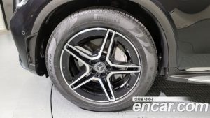 Mercedes-Benz GLC-Class GLC300 4MATIC Coupe 2023 года из Южной Кореи
