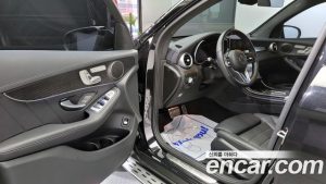 Mercedes-Benz GLC-Class GLC300 4MATIC Coupe 2023 года из Южной Кореи