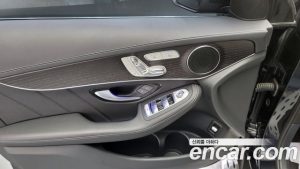 Mercedes-Benz GLC-Class GLC300 4MATIC Coupe 2023 года из Южной Кореи