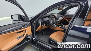 BMW 5-Series 520i M Sport 2023 года из Южной Кореи