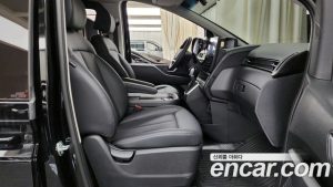 Hyundai Staria L3.5 Wagon 5 2025 года из Южной Кореи