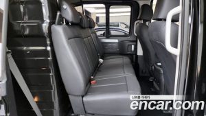Hyundai Staria L3.5 Wagon 5 2025 года из Южной Кореи