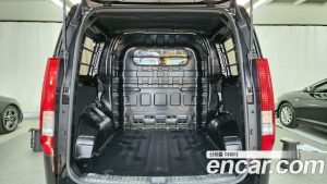 Hyundai Staria L3.5 Wagon 5 2025 года из Южной Кореи