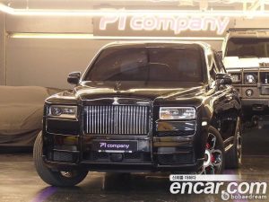 Rolls-Royce Cullinan 6.7 V12 Black Badge 2023 года из Южной Кореи