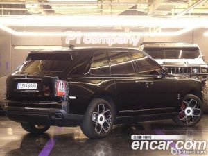 Rolls-Royce Cullinan 6.7 V12 Black Badge 2023 года из Южной Кореи