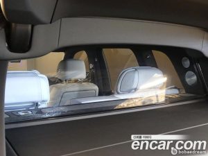 Rolls-Royce Cullinan 6.7 V12 Black Badge 2023 года из Южной Кореи