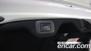 Lexus ES Luxury Plus 2025 года из Южной Кореи