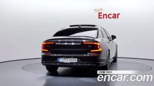 Volvo S90 B5 ULTIMATE Bright 2023 года из Южной Кореи