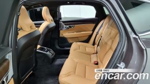 Volvo S90 B5 ULTIMATE Bright 2023 года из Южной Кореи
