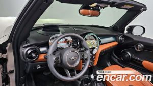 Mini Cooper Convertible CLASSIC 2024 года из Южной Кореи