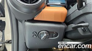 Mini Cooper Convertible CLASSIC 2024 года из Южной Кореи