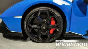 Lamborghini Huracan LP640-4 EVO SPYDER 2023 года из Южной Кореи