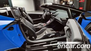 Lamborghini Huracan LP640-4 EVO SPYDER 2023 года из Южной Кореи