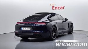 Porsche Panamera 4.0 GTS 2022 года из Южной Кореи