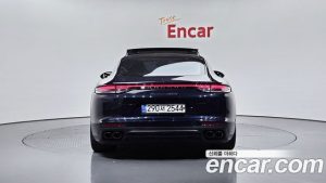 Porsche Panamera 4.0 GTS 2022 года из Южной Кореи