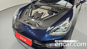 Porsche Panamera 4.0 GTS 2022 года из Южной Кореи