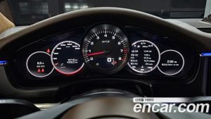 Porsche Panamera 4.0 GTS 2022 года из Южной Кореи