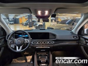 Mercedes-Benz GLE-Class GLE300d 4MATIC 2023 года из Южной Кореи