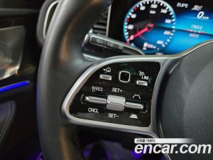 Mercedes-Benz GLE-Class GLE300d 4MATIC 2023 года из Южной Кореи