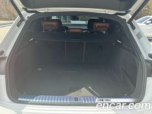 Audi Q8 e-tron 55 4WD 2024 года из Южной Кореи