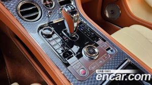 Bentley Continental 6.0 GTC 2022 года из Южной Кореи