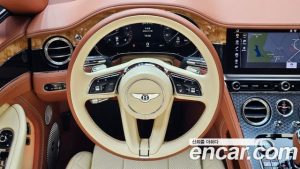 Bentley Continental 6.0 GTC 2022 года из Южной Кореи