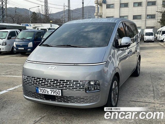 Hyundai Staria L3.5 Tourer 11-Seater 2025 года из Кореи