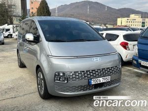 Hyundai Staria L3.5 Tourer 11-Seater 2025 года из Южной Кореи